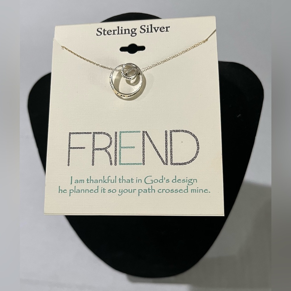 Sterling Silver NWT Friendship  Necklace with Interlocking Circles. - Picture 7 of 9